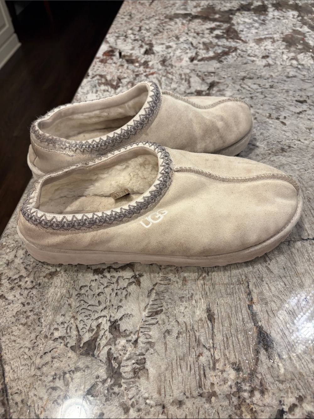 UGG Suede Cozy Slip-On Slippers size 12